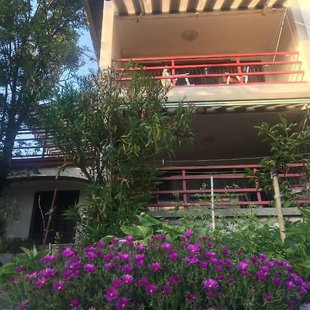 Apartman Cvenkica Omisalj Bagian luar foto