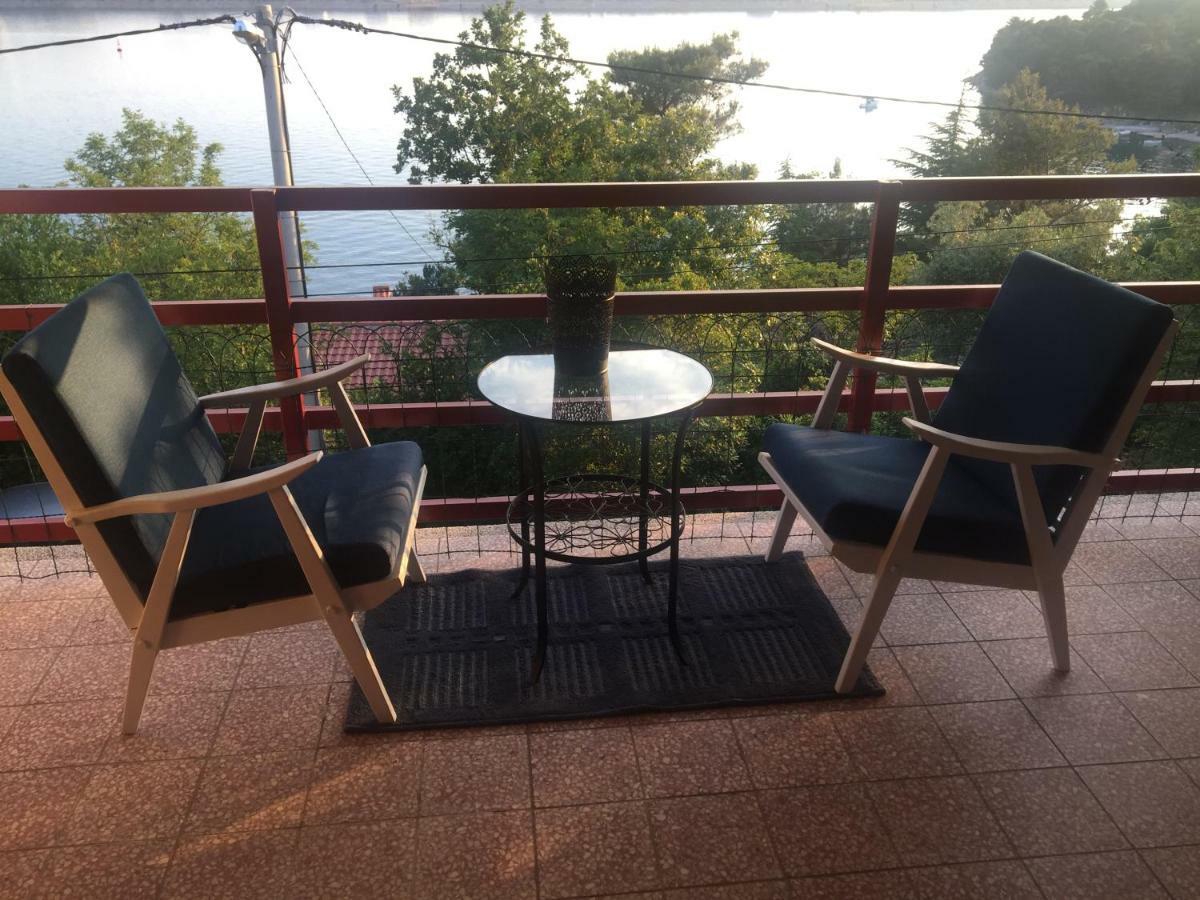 Apartman Cvenkica Omisalj Bagian luar foto