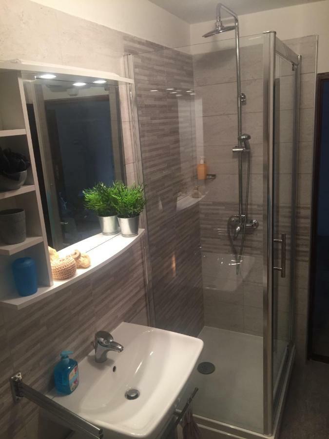Apartman Cvenkica Omisalj Bagian luar foto
