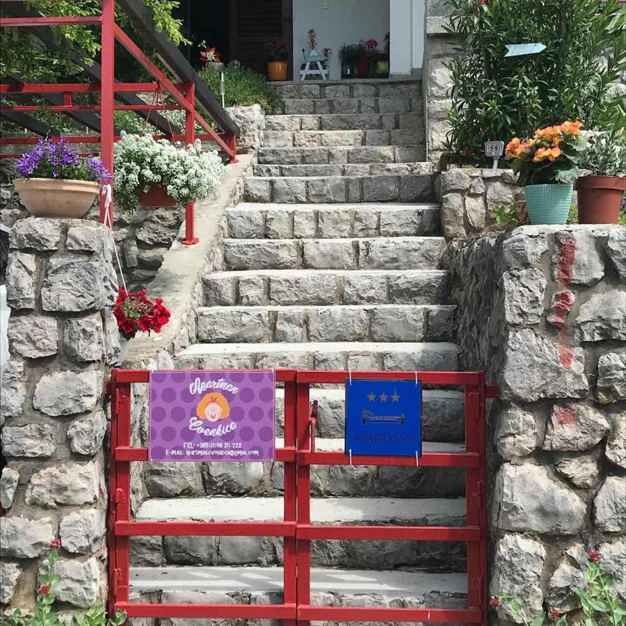 Apartman Cvenkica Omisalj Bagian luar foto